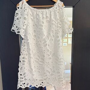Elegant White Lace Off-Shoulder Dress